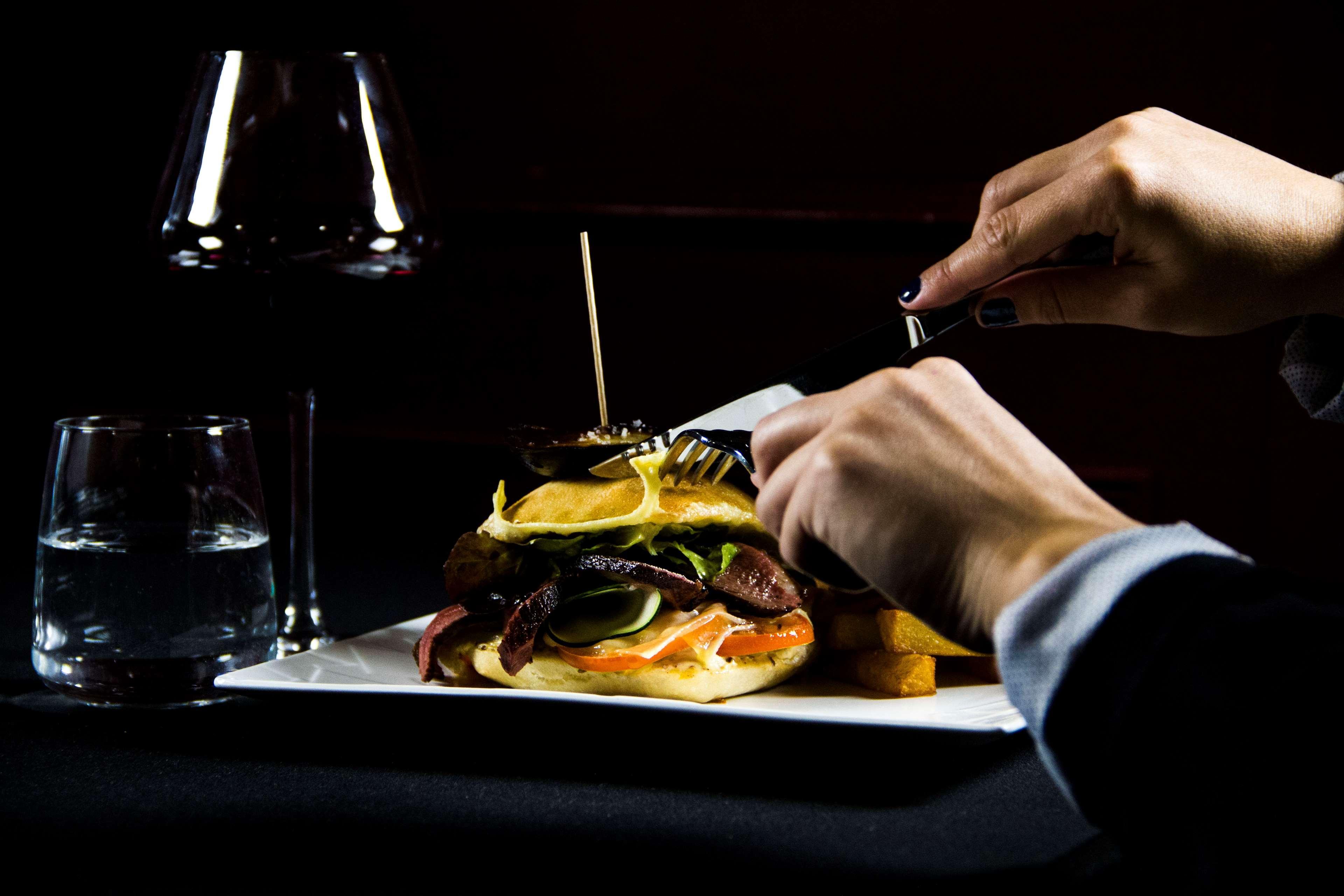 Western Le Canard Sur Le Toit Hotel
